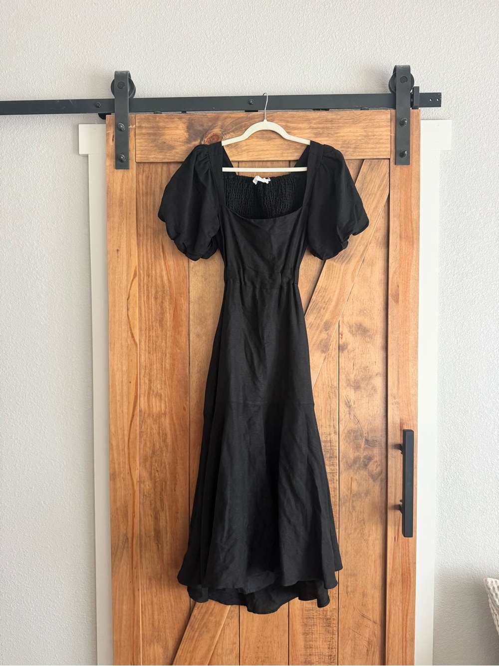 ASTR The Label Black Puff-Sleeve Maxi Dress